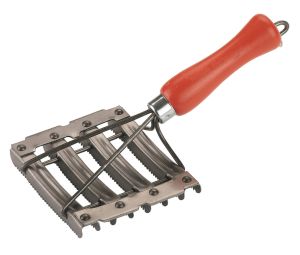 Striegel aus Metall 8 reihig - Metallstriegel