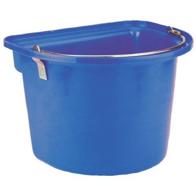 Emmer met metalen handvat, blauwe installeren