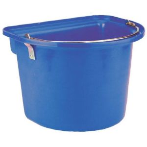 Emmer met metalen handvat, blauwe installeren